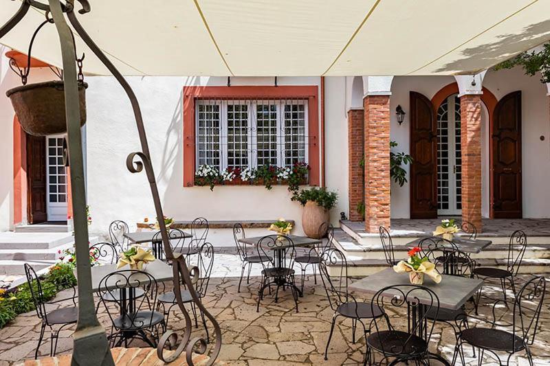 Hotel Borgo Prima Luce Cuglieri Exterior foto